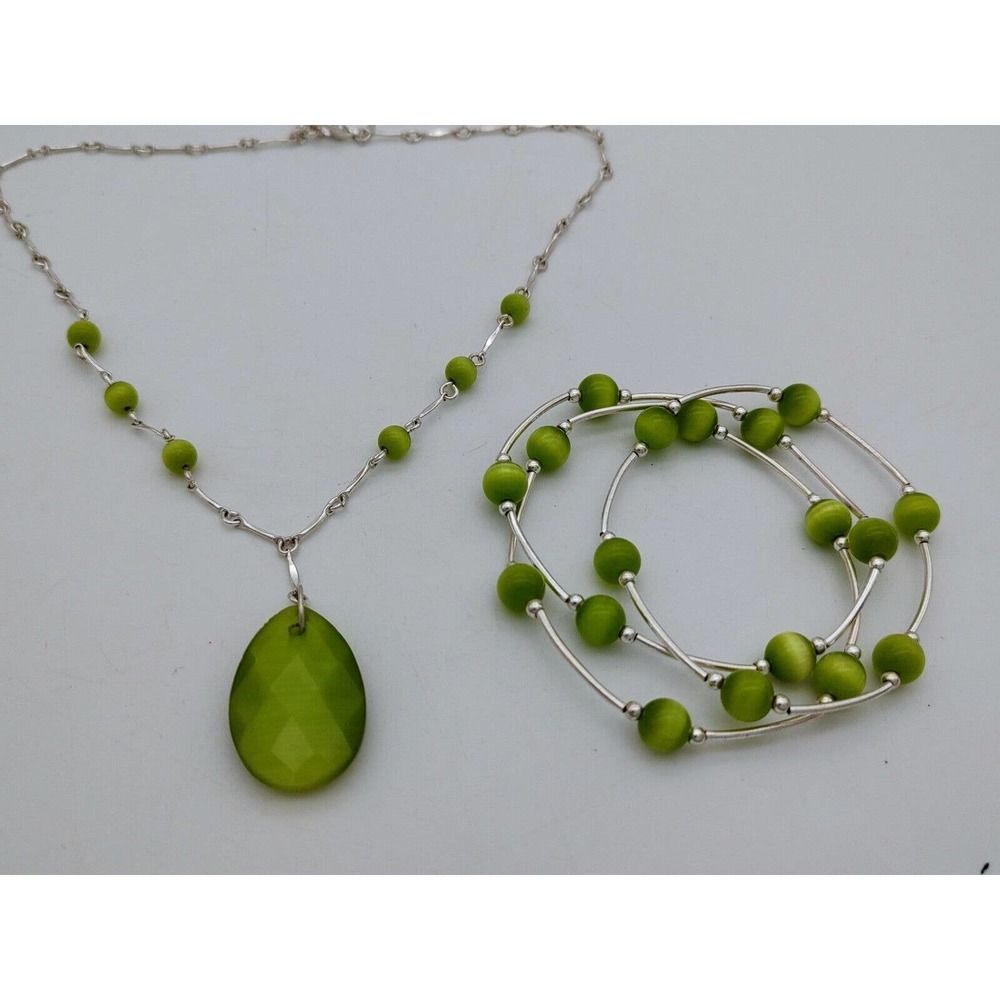 Avon Necklace And Stackable Bracelets Stretch Gre… - image 2